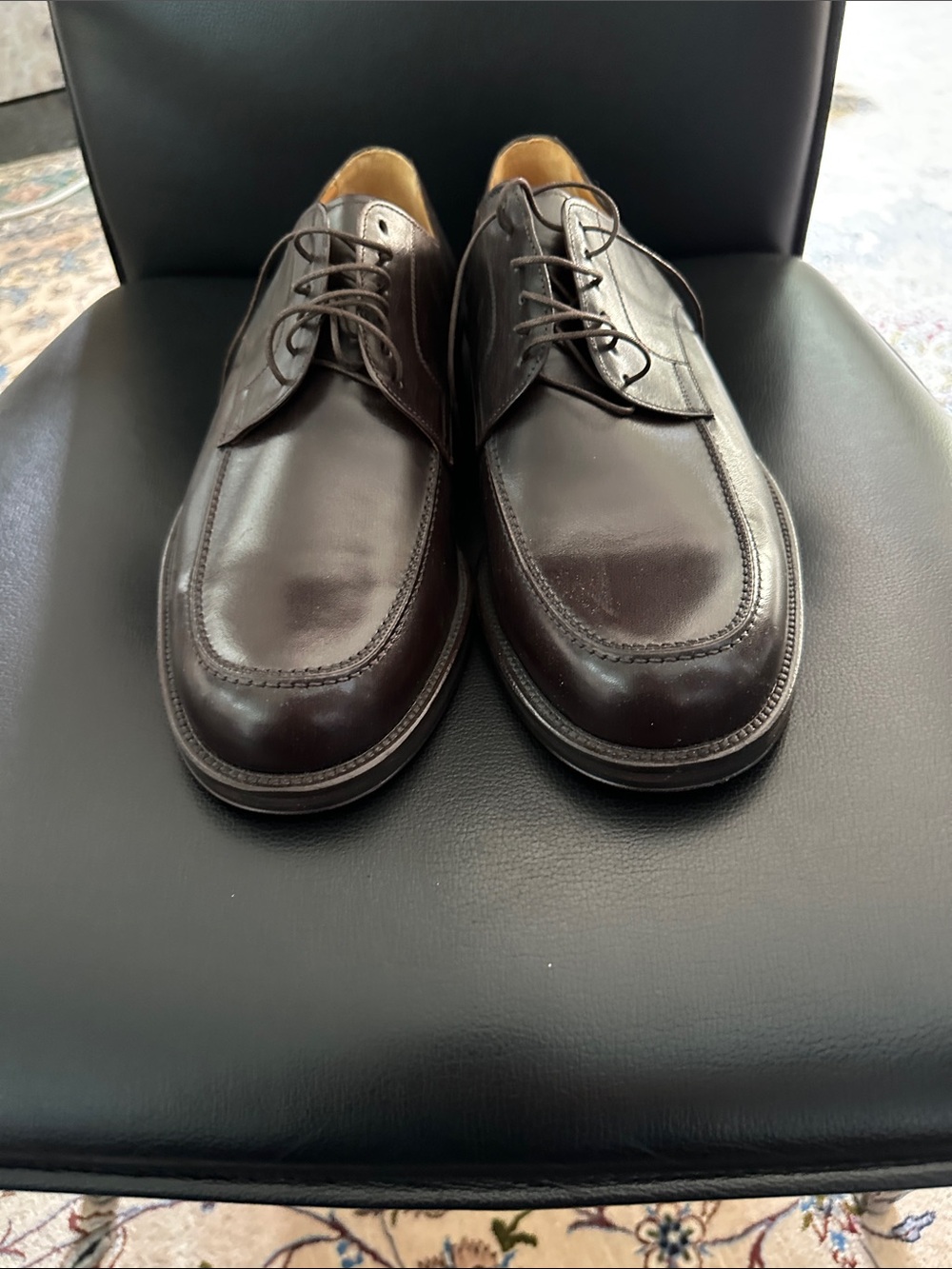 Classic Brown Leather Derby Shoes — Polished Lace-Up